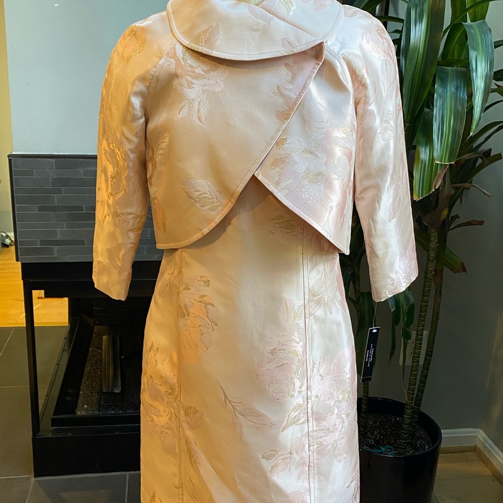 Tahari Arthur Levine gold pink set